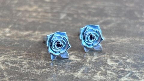 16Gの薔薇ピアス