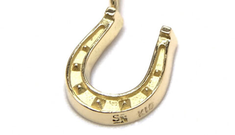 ホースシューのペアネックレス、K18