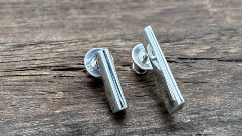 メンズのミニマルピアス、pe66,pe67