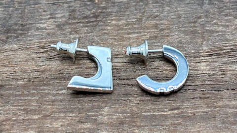 フープのミニマルピアス、pe64,pe63