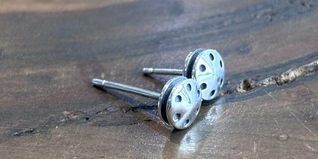 ﾋﾟｱｽのポストを長くする加工例