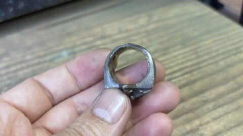クロムハーツの指輪の歪み修理